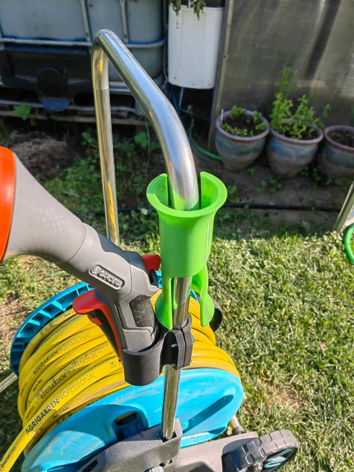 Garden Hose Reel Guide (Plastic) - Durable Hose Holder for Efficient Garden