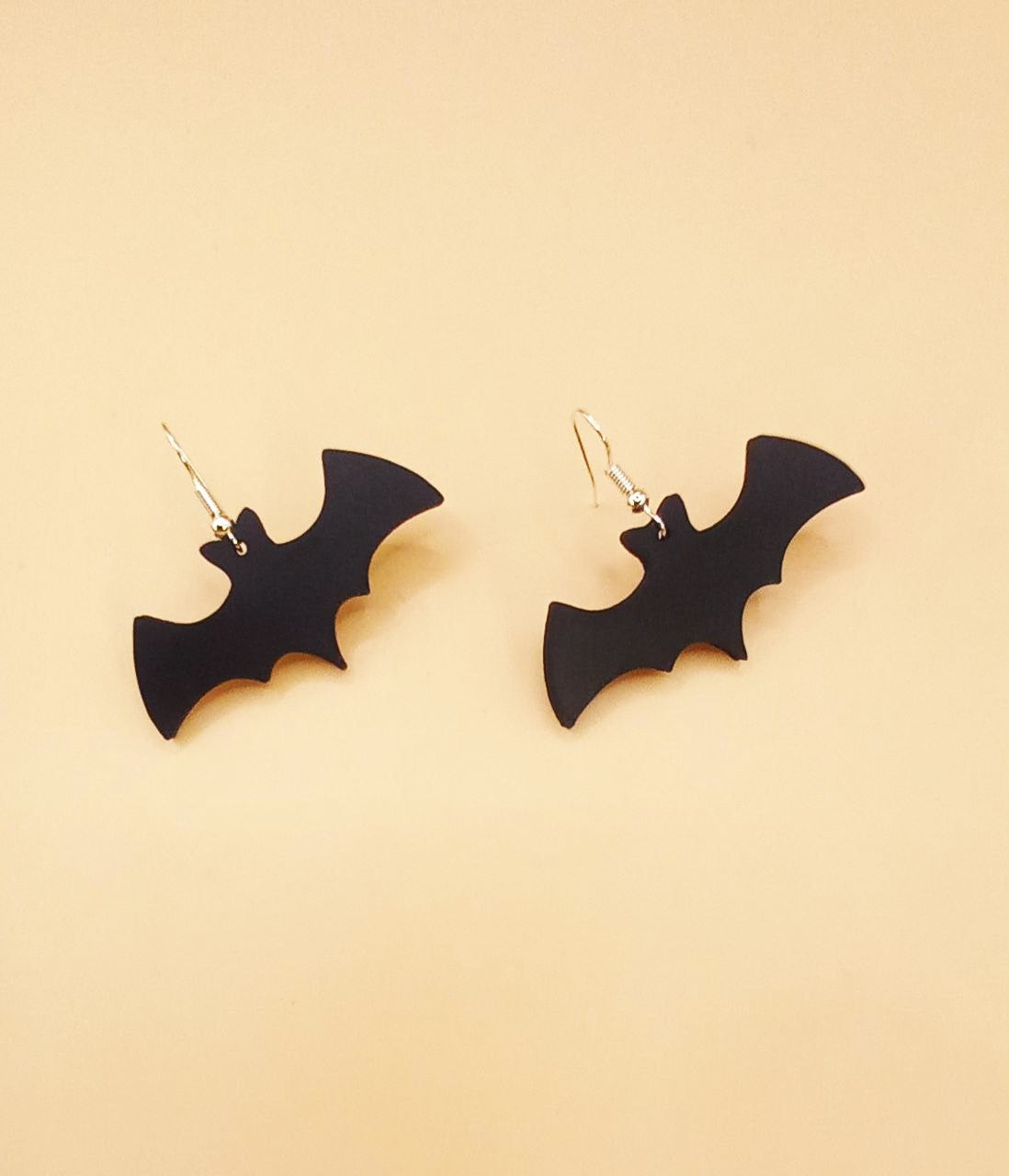 Halloween Bat Earrings - Spooky Plastic Earrings for Halloween Fun