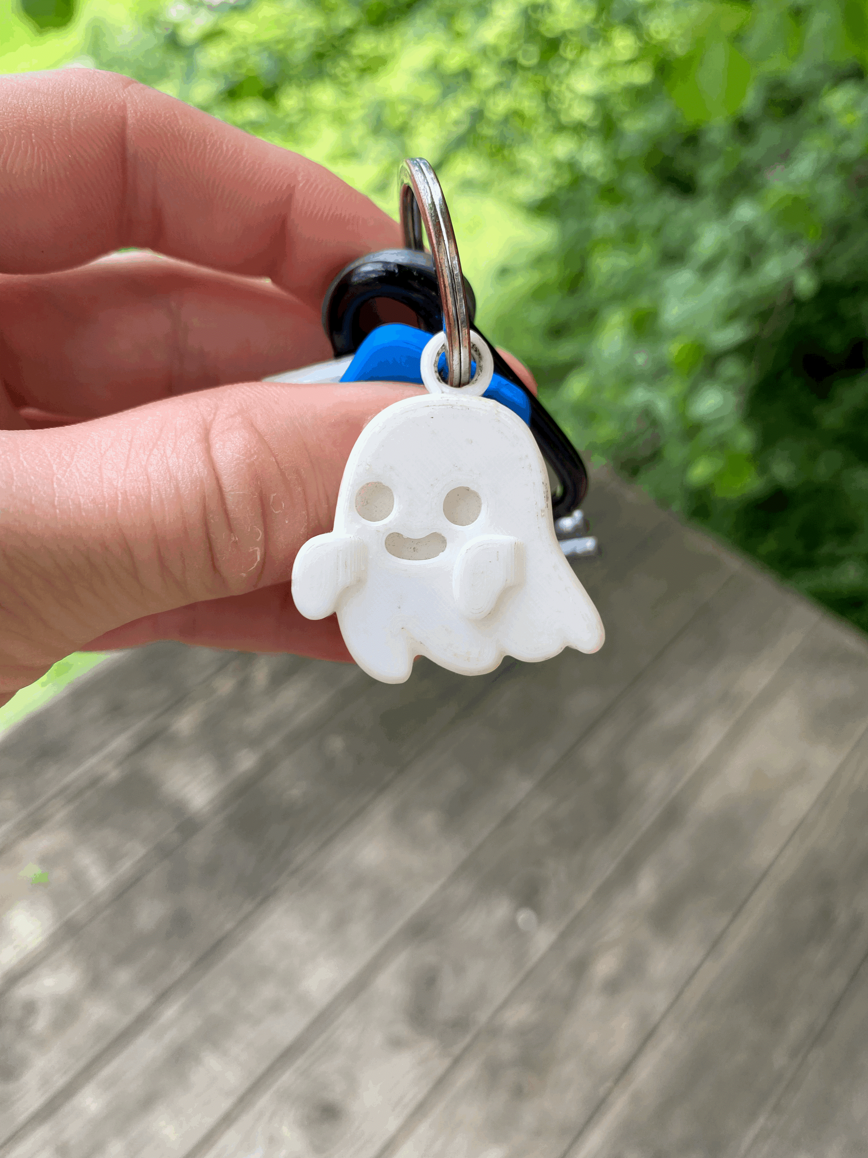 Cute Ghost Boo Keychain for Halloween Gift - Spooky & Cute Keychain Gift
