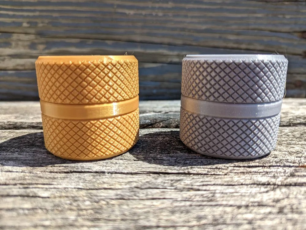 Travel Battery Case – Compact Storage for 4 Batteries for Travel