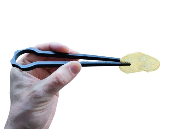 Snack Claw - Snack Chopsticks for Game Snack Food Claw for Keep Hands Clean