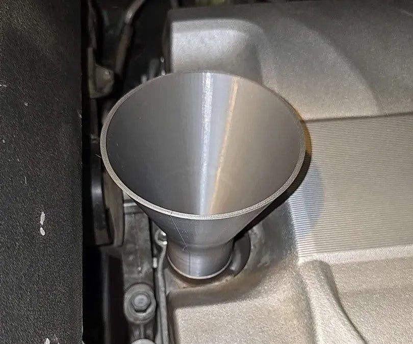 Toyota Screw-On Oil Funnel – Secure Fit Engine Oil Funnel for Easy No-Mess Refills