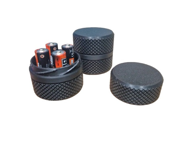 Travel Battery Case – Compact Storage for 4 Batteries for Travel