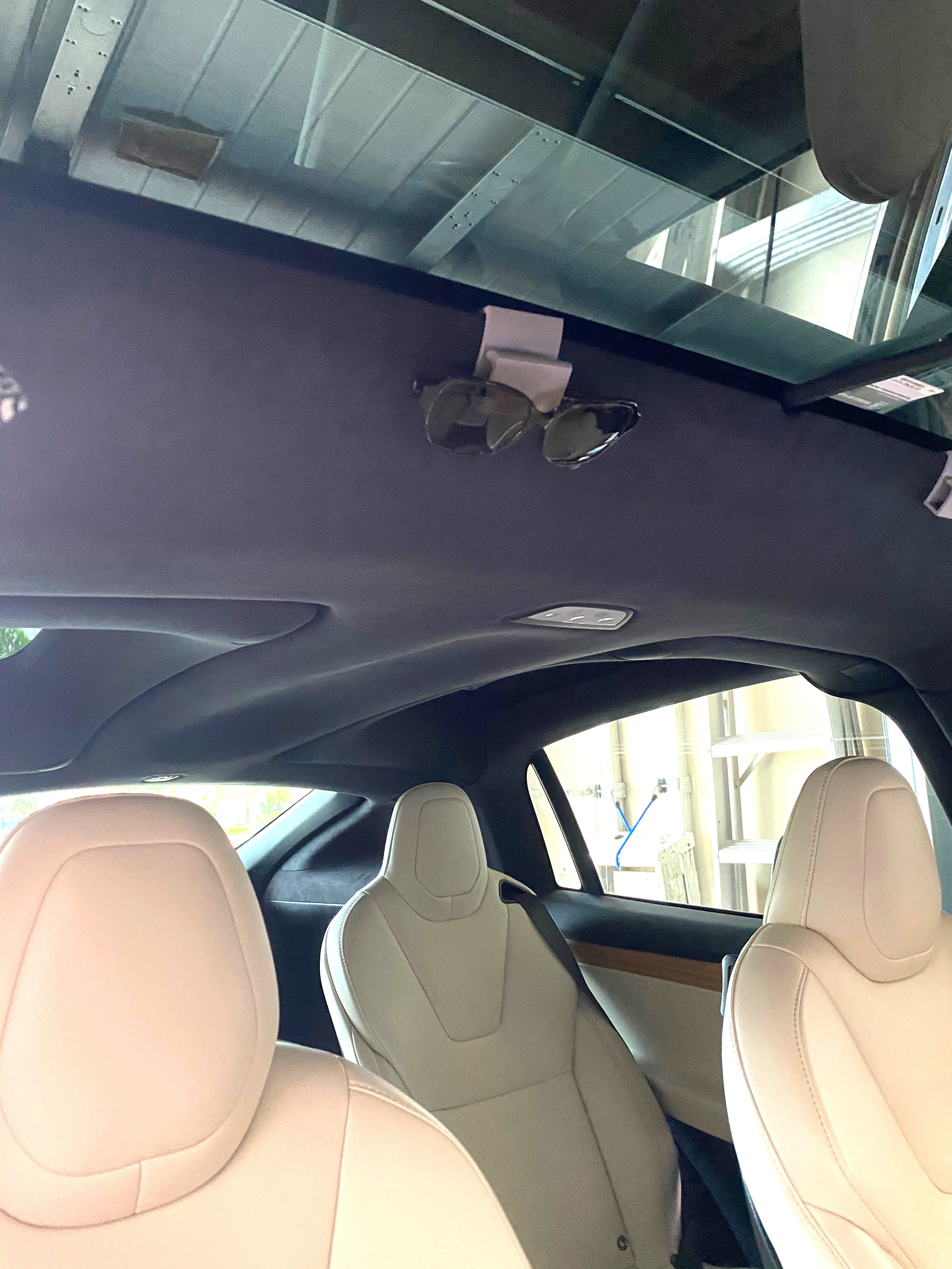 Sunglasses Clip Holder for Tesla Model X -Secure and Convenient Storage Solution