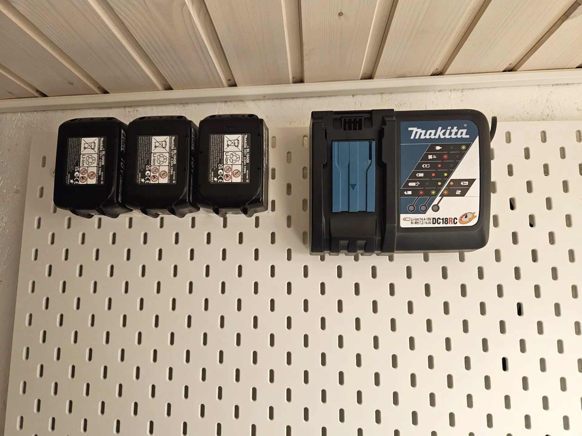 Makita DRT50 18V Cordless Router Wall Mount – Secure Storage Holder for Router