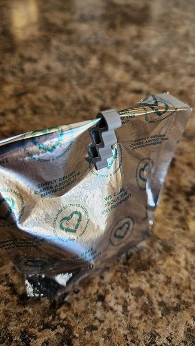 Simple Multi Purpose Plastic 20 Clips Pack - Organize, Seal, and Secure with Ease!