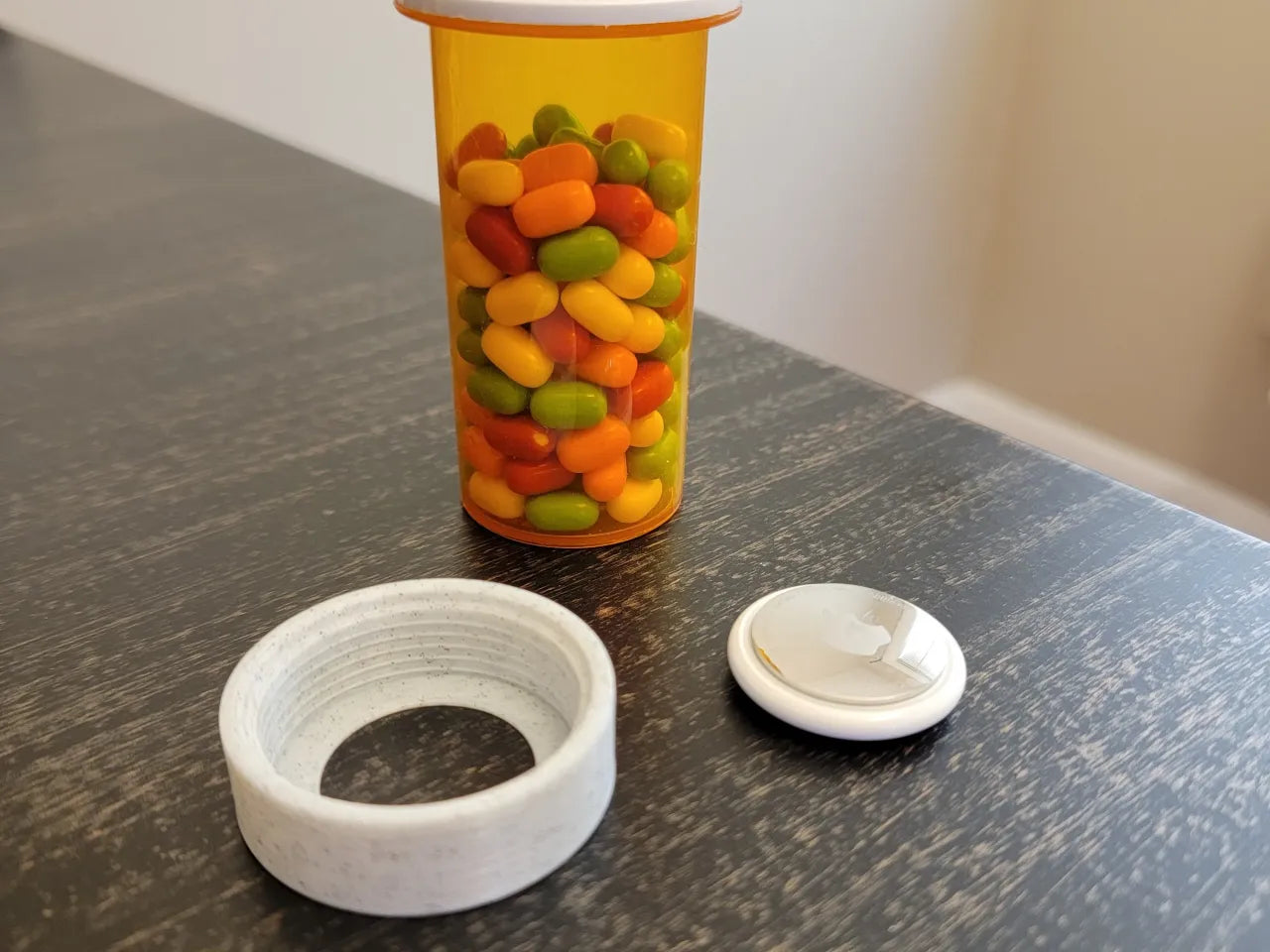 AirTag Pill Bottle Cap (Twist-On)